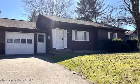 22 Birch Dr, Tunkhannock, PA 18657