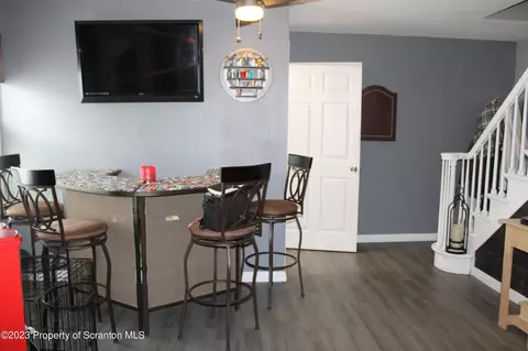409 Bluff St, Old Forge, PA 18518 photo 4