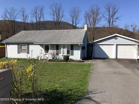 49 Chestnut St, Tunkhannock, PA 18657