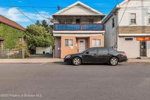 123-125 Delaware Ave, Olyphant, PA 18447