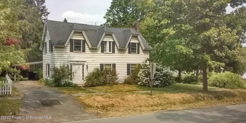 321 Maple St, Montrose, PA 18801