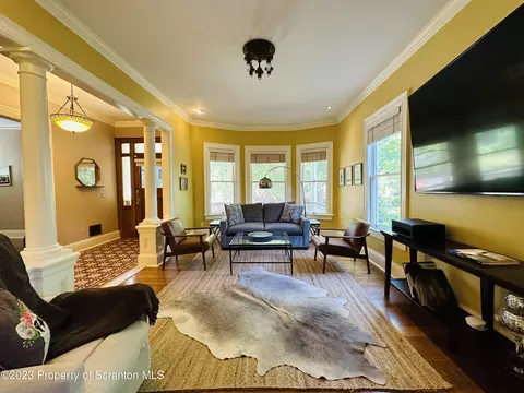 1213 E Gibson St, Scranton, PA 18510 photo 8