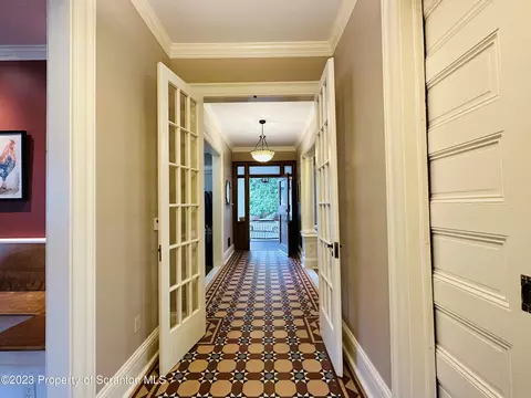 1213 E Gibson St, Scranton, PA 18510 photo 6