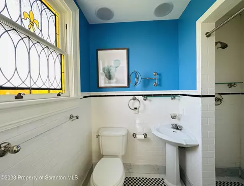1213 E Gibson St, Scranton, PA 18510 photo 23