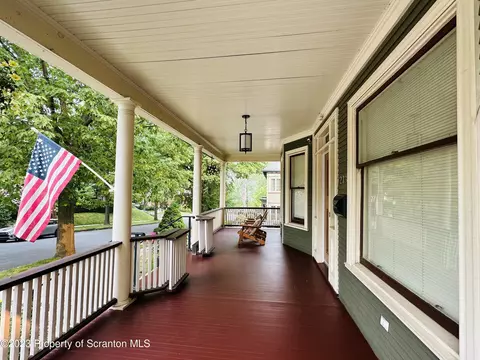 1213 E Gibson St, Scranton, PA 18510 photo 3