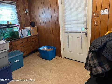 714 Beech St, Old Forge, PA 18518 photo 3