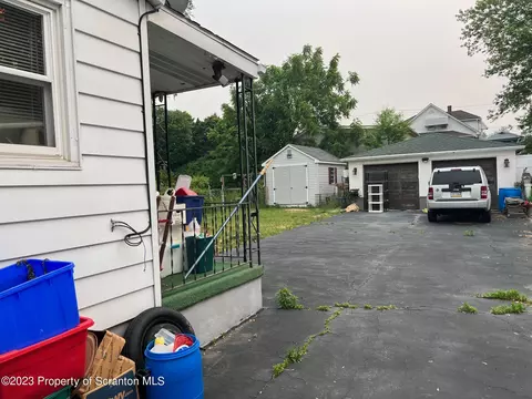 714 Beech St, Old Forge, PA 18518 photo 17