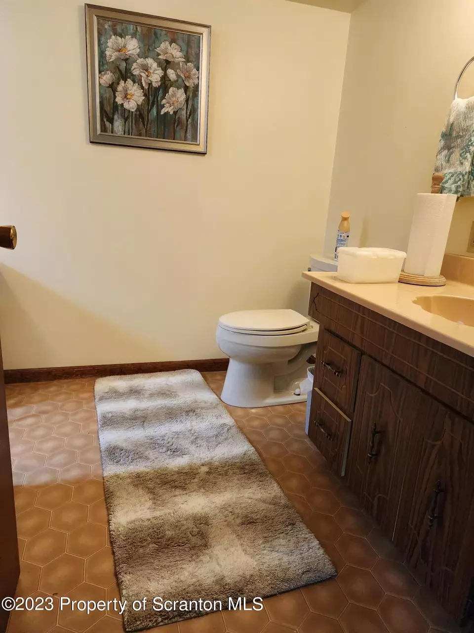  108 Echo Dr, South Abington, PA 18411 photo 27