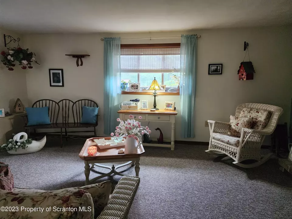  108 Echo Dr, South Abington, PA 18411 photo 15