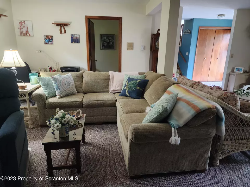  108 Echo Dr, South Abington, PA 18411 photo 13