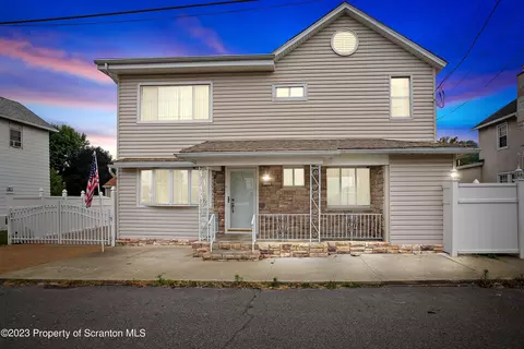 155 First St, Old Forge, PA 18518