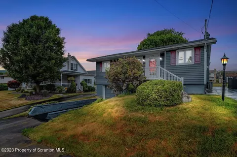 141 Buttonwood St, Jessup, PA 18434