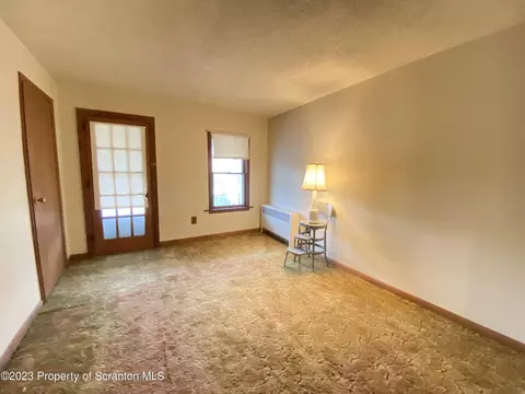 621 E Drinker St, Dunmore, PA 18512 photo 20