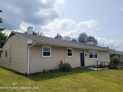 108 Park Dr, Scranton, PA 18505