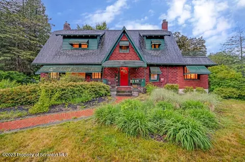 1316 State Route 435, Roaring Brook Twp, PA 18444