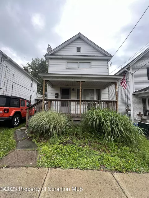 935 E Lackawanna Ave, Olyphant, PA 18447
