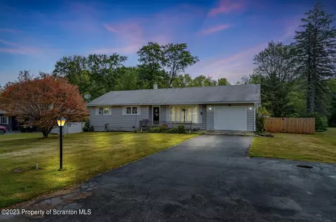 105 Shady Dr, Roaring Brook Twp, PA 18444
