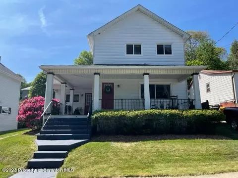 145 Gorham Ave, Mayfield, PA 18433