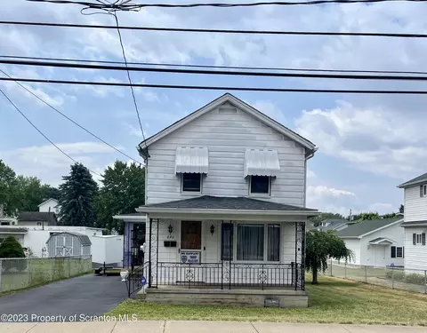 646 Sanderson St, Throop, PA 18512