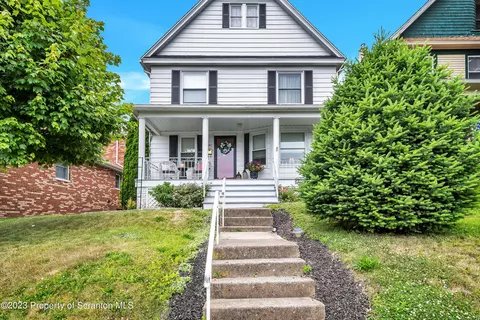 607 N Sumner Ave, Scranton, PA 18504