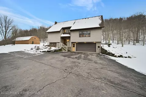 631 Pennsworth Hill Rd, Meshoppen, PA 18630