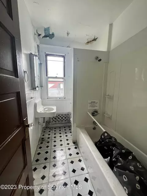 352 354 Maple St, Scranton, PA 18505 photo 18