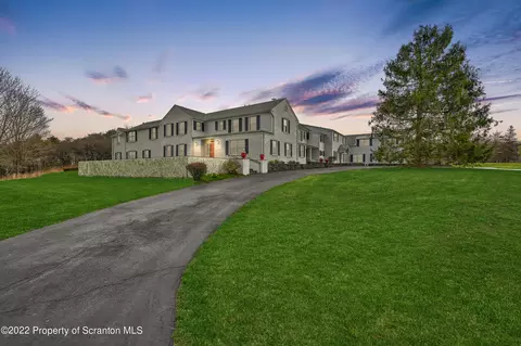 642 Lily Lake Rd, Waverly, PA 18471