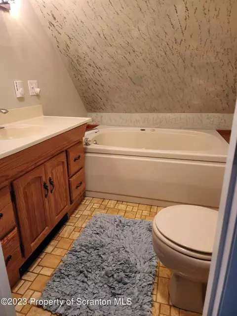 1227 Mowry St, Old Forge, PA 18518 photo 29