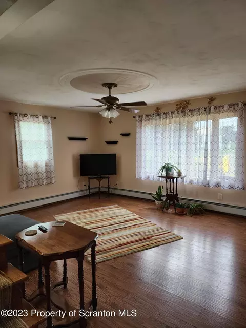 1227 Mowry St, Old Forge, PA 18518 photo 8