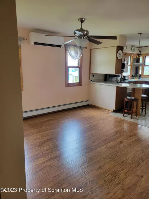 1227 Mowry St, Old Forge, PA 18518 photo 9