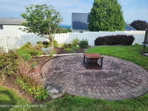 1227 Mowry St, Old Forge, PA 18518 photo 27