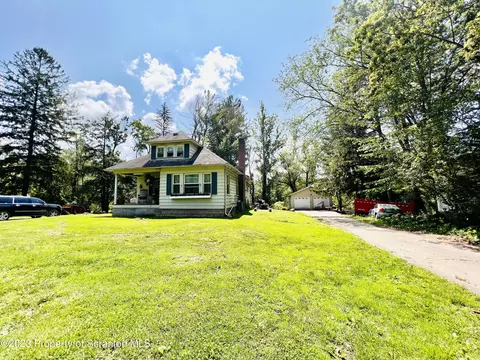 2662 Lyon St, Union Dale, PA 18470