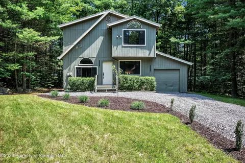 7 Joseph Ln, Thornhurst, PA 18424