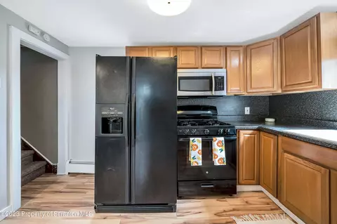 915 E Lackawanna Ave, Olyphant, PA 18447 photo 9