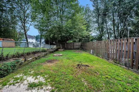 915 E Lackawanna Ave, Olyphant, PA 18447 photo 17