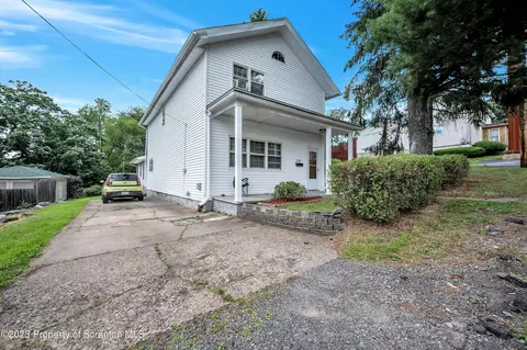 125 William St, Dunmore, PA 18510