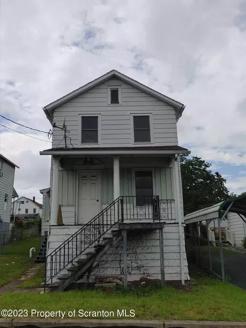 81 5th St, Larksville, PA 18651