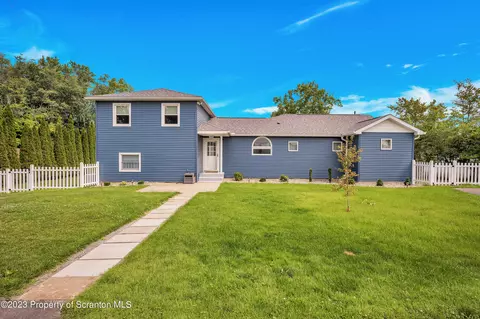 908 Heart Lake Rd, Montrose, PA 18801