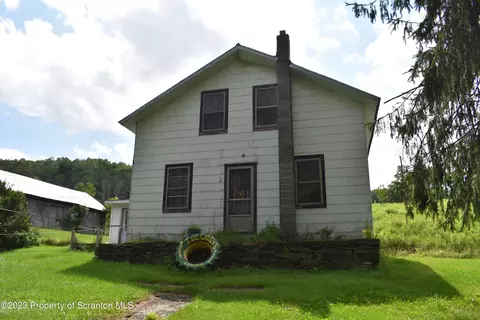 3075 Creek Rd, New Milford, PA 18834