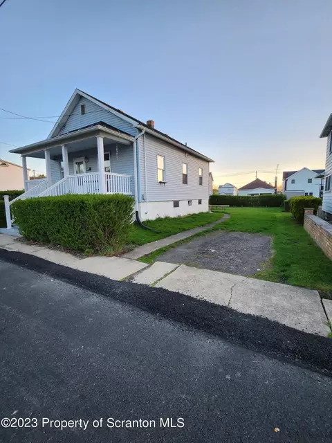 1006 Ward St, Jessup, PA 18434