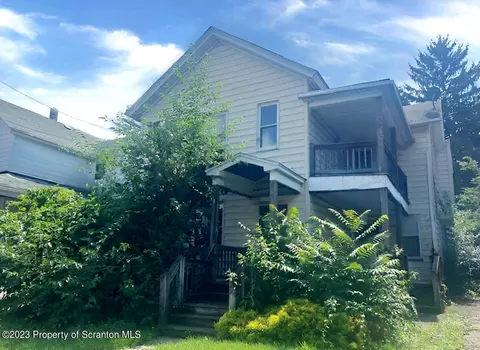1318 N Washington Ave, Scranton, PA 18503