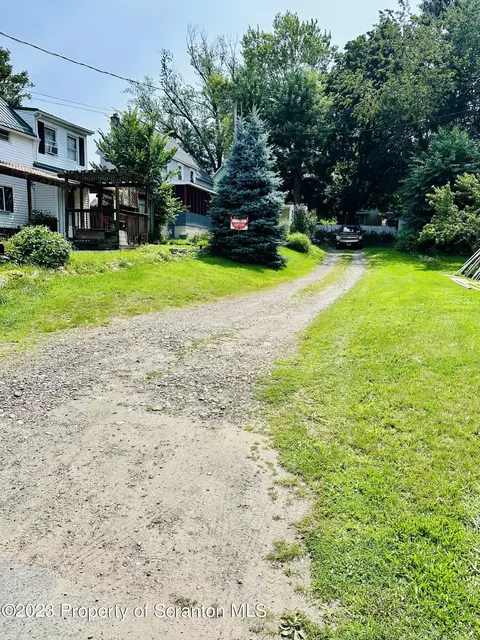 612 Rear Detty St, Scranton, PA 18509