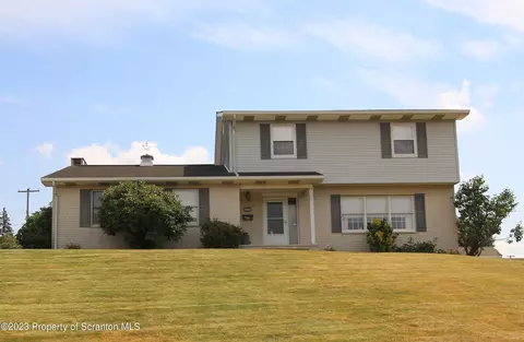 1011 Claire Dr, Taylor, PA 18517