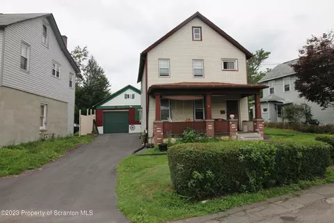 11 Barrett Ave, Carbondale, PA 18407