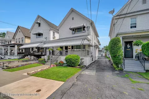 2035 Rigg St, Dunmore, PA 18512