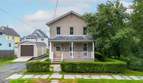 204 Cherry St, Dunmore, PA 18512