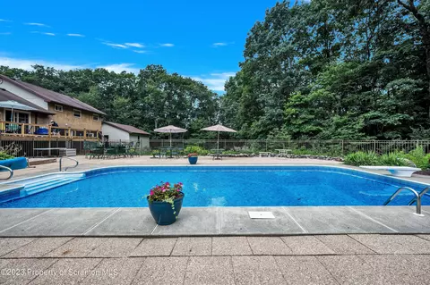 527 Forest Ln, Archbald, PA 18403 photo 48