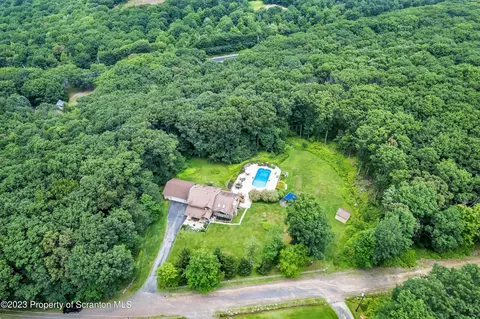 527 Forest Ln, Archbald, PA 18403 photo 70