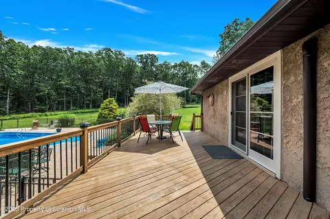 527 Forest Ln, Archbald, PA 18403 photo 53