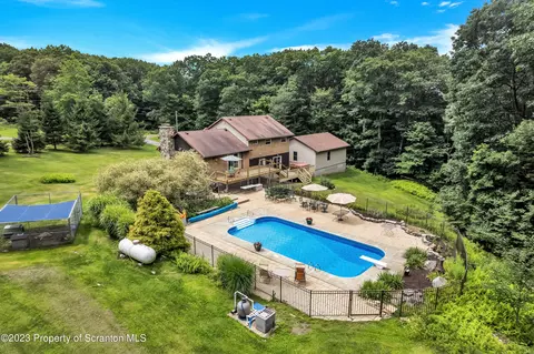 527 Forest Ln, Archbald, PA 18403 photo 45